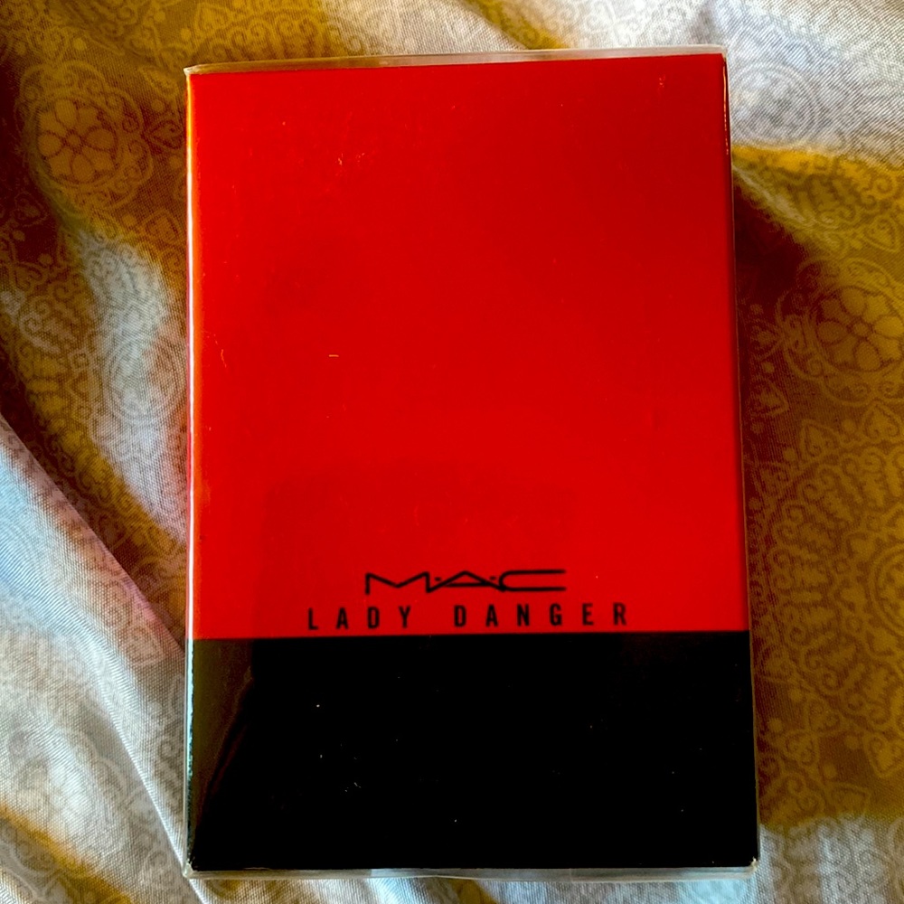 MAC Lady Danger Shadescents Eau de parfum